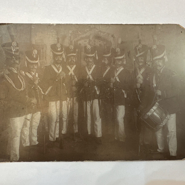 CAB Foto Soldat Uniform Gewehre Bürgerwehr ? 11,5 X 16.5 cm 423992 J