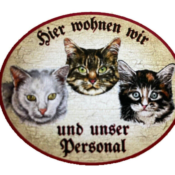 Kuk nostalgie holzschild "hier wohnen wir u.u. personal“ trio katze tabby baby w