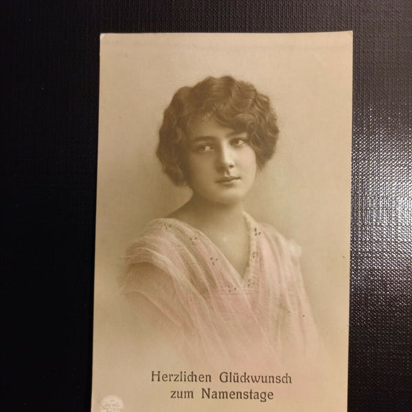 Namenstag - Junge Frau - Glückwunschkarte 402278 gr