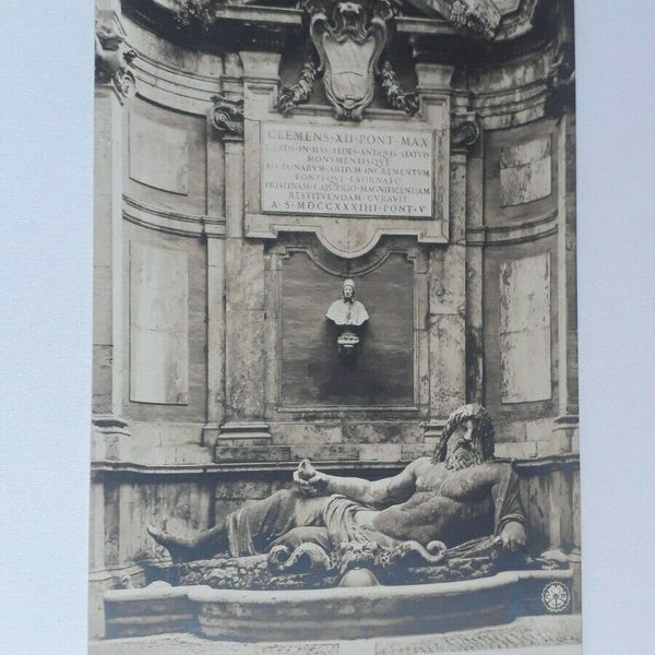 Roma. Museo Capitolino, Fontana nel cortile c. st. di Marforio. 20399