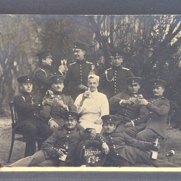 Deutsches Reich Gruppenfoto Soldaten mit Koch JW 650246 C